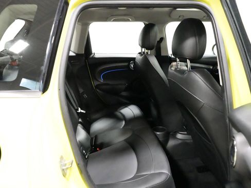 Used 2023 MINI Cooper S FWD image 9