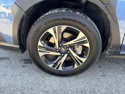 Used 2024 Subaru Crosstrek 2.0i Premium image 11