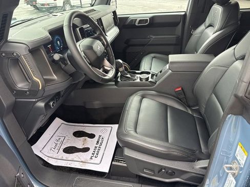 New 2025 Ford Bronco Badlands image 6