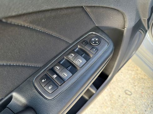 Used 2023 Dodge Charger R/T w/ Blacktop Package image 12