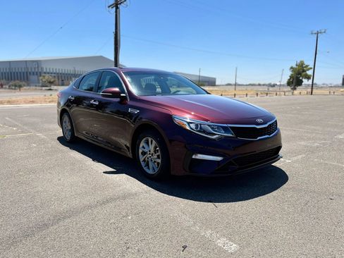 Used 2019 Kia Optima LX FWD image 3
