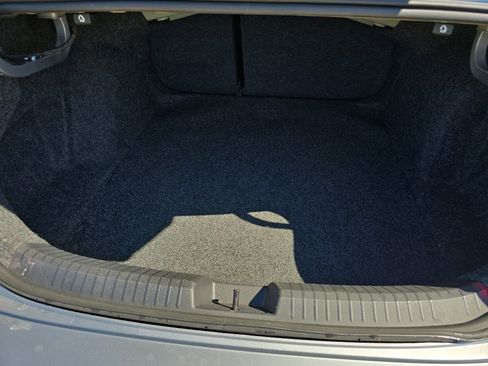 Used 2024 Volkswagen Jetta SE w/ Panoramic Sunroof Package image 13