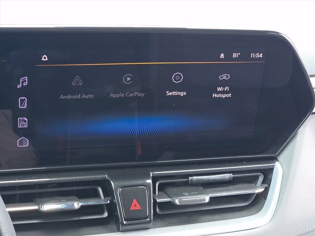Used 2025 Chevrolet TrailBlazer LT AWD/4WD image 19