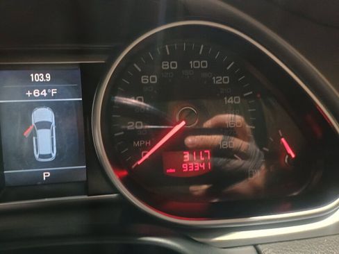 Used 2010 Audi Q7 3.6 Premium Plus image 30