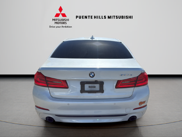 Used 2019 BMW 530e w/ Convenience Package RWD image 6