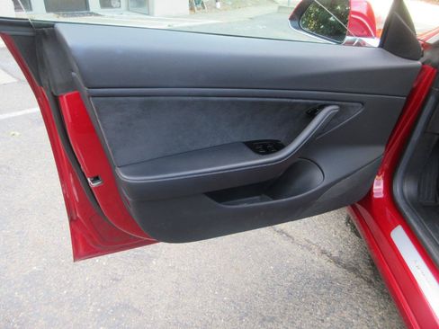 Used 2017 Tesla Model 3 Standard Range RWD image 5