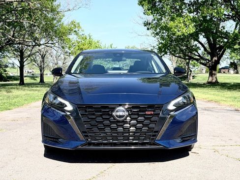 Used 2022 Nissan Altima 2.5 S FWD image 29
