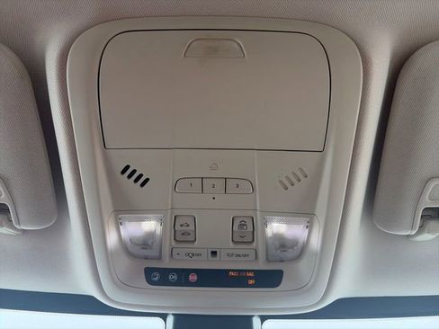 Used 2019 Cadillac XT5 Luxury image 57