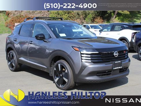 New 2026 Nissan Kicks SR w/ Cold Weather Package image 5