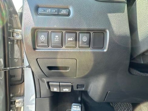 Used 2023 Nissan Murano SL w/ SL Moonroof Package AWD/4WD image 13