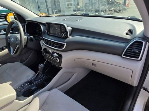 Used 2021 Hyundai Tucson Value AWD/4WD image 28