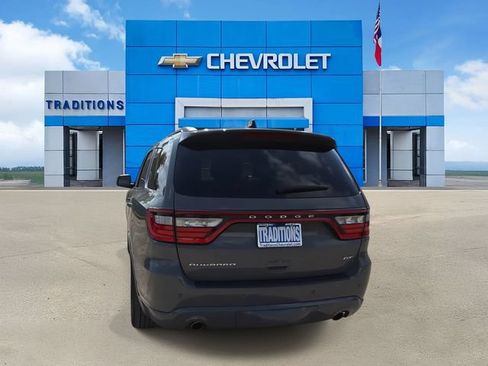 Used 2024 Dodge Durango GT RWD image 8