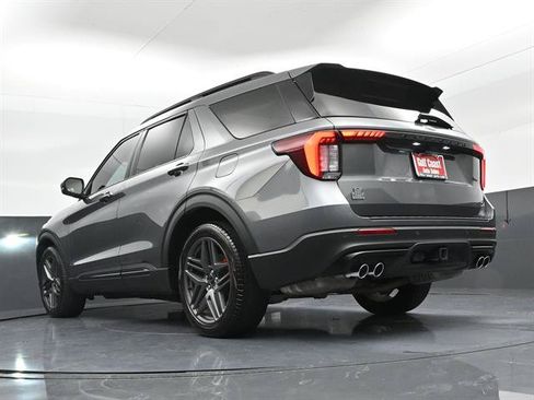 Used 2025 Ford Explorer ST w/ Sun And Sound Package AWD/4WD image 33