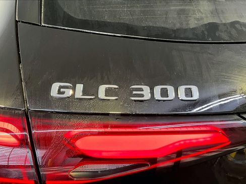 New 2026 Mercedes-Benz GLC 300 4MATIC image 6