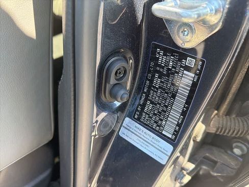 Used 2018 Honda Civic Touring image 14