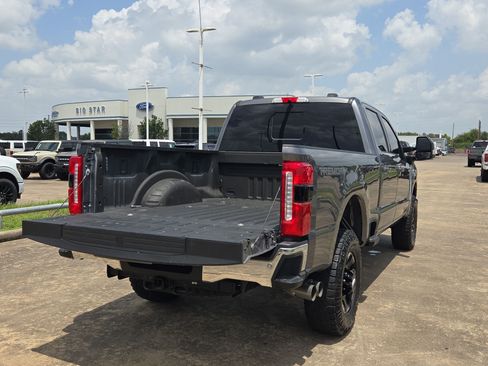 Used 2025 Ford F250 Lariat w/ Lariat Ultimate Package AWD/4WD image 32