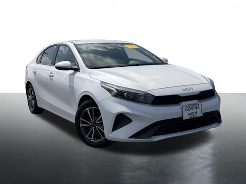 Certified 2023 Kia Forte LXS FWD image 1
