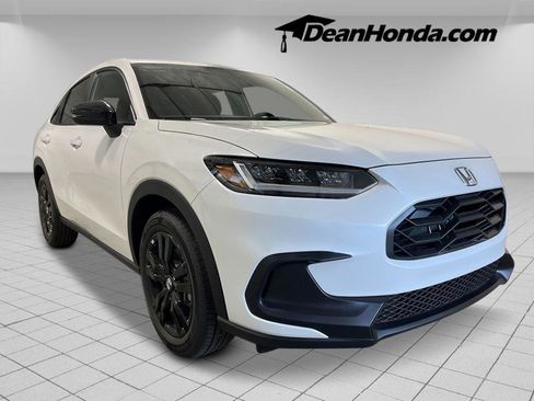 New 2026 Honda HR-V Sport image 9