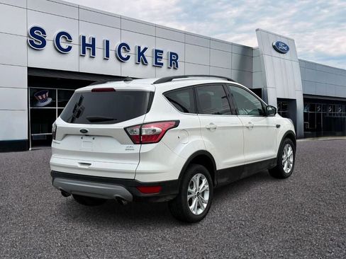 Used 2018 Ford Escape SEL FWD image 2