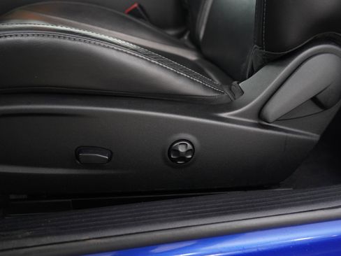 Used 2018 Dodge Challenger GT w/ Driver Convenience Group image 23