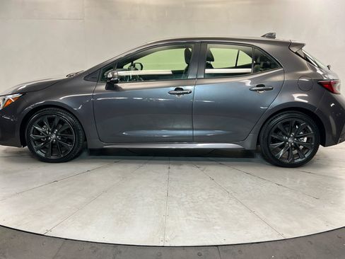 Used 2023 Toyota Corolla XSE FWD image 2