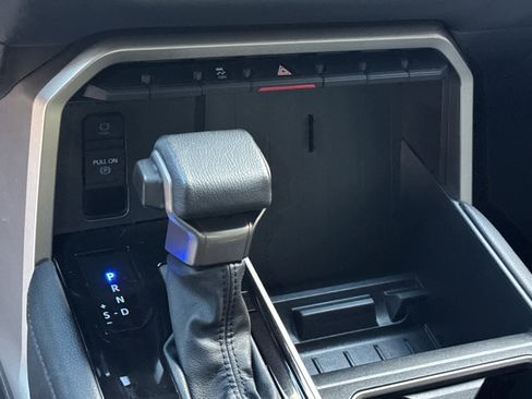 Used 2023 Toyota Tundra Limited image 20