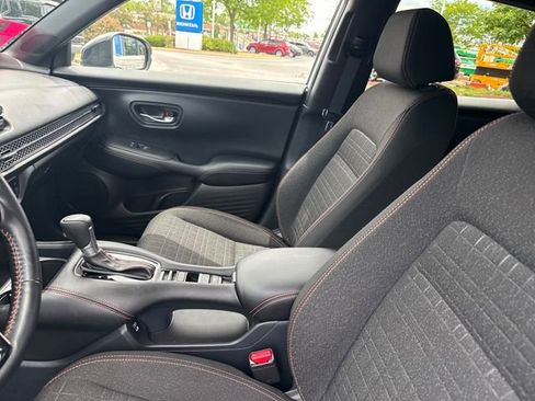 Certified 2025 Honda HR-V Sport image 13