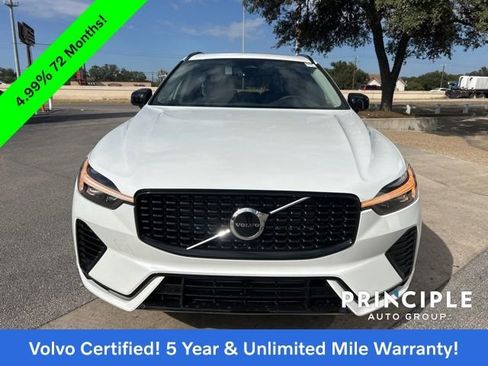 Certified 2025 Volvo XC60 T8 Core image 3