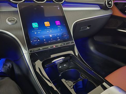 Used 2025 Mercedes-Benz C 300 4MATIC Sedan image 23