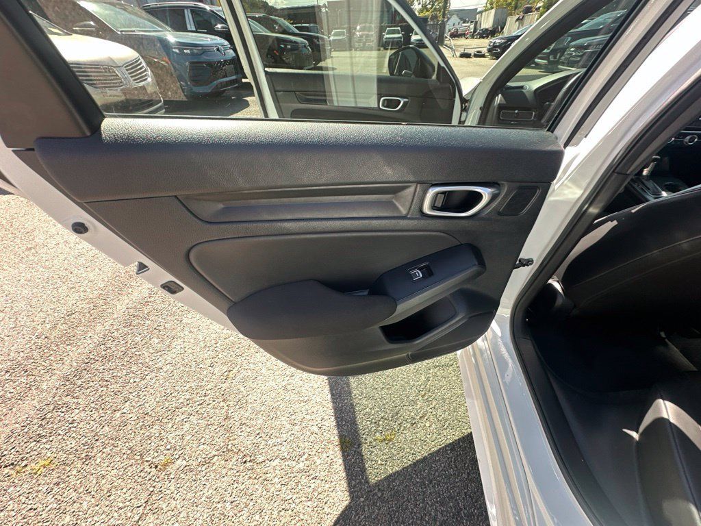 Used 2024 Honda Civic Sport image 23
