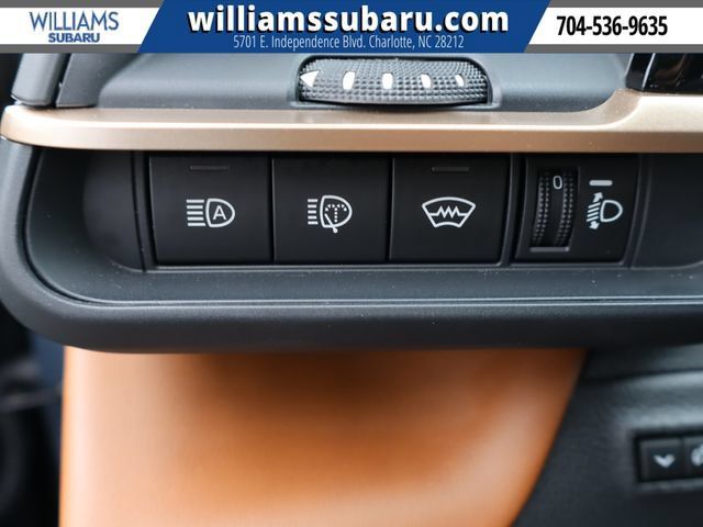 Used 2025 Toyota Crown Signia AWD/4WD image 16