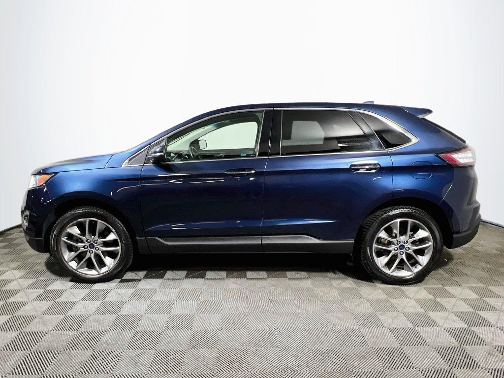 Used 2017 Ford Edge Titanium w/ Equipment Group 302A AWD/4WD image 4