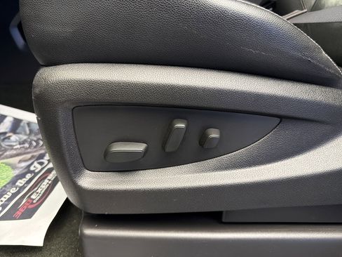 Used 2017 Chevrolet Silverado 1500 LTZ Z71 w/ LTZ Plus Package image 12