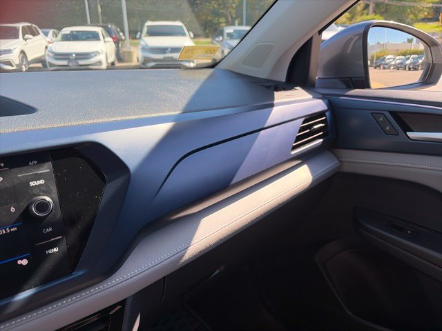 Certified 2024 Volkswagen Taos SE AWD/4WD image 24