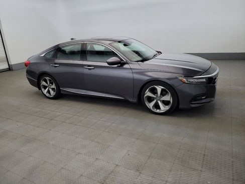 Used 2018 Honda Accord Touring image 11