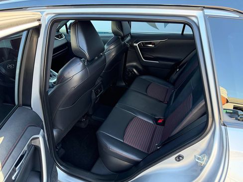 Used 2023 Toyota RAV4 XSE AWD/4WD image 5