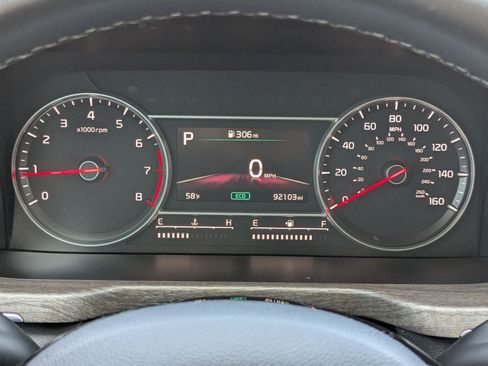 Used 2022 Kia Sorento EX w/ Panoramic Sunroof Package FWD image 15