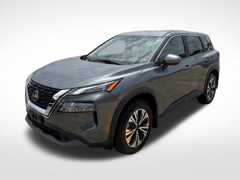 Used 2023 Nissan Rogue SV FWD image 3