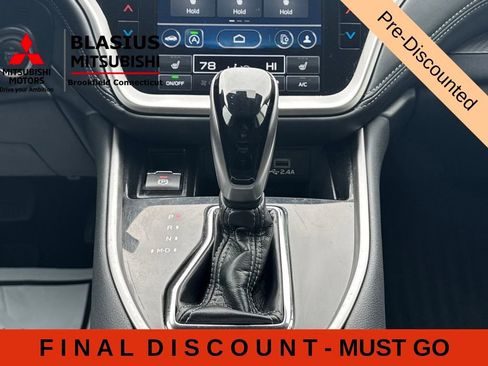 Used 2023 Subaru Outback Premium AWD/4WD image 29