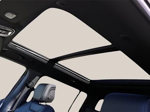 New 2025 Jeep Wagoneer L Series II image 11