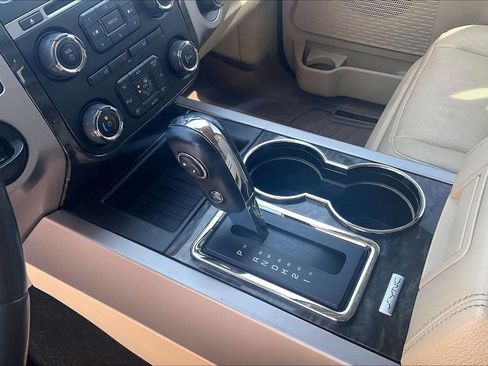 Used 2017 Ford Expedition EL Limited image 13