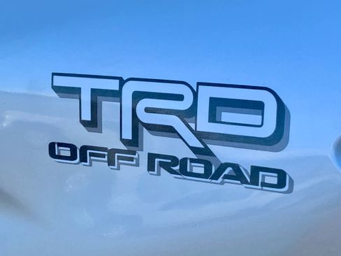 Used 2024 Toyota Tacoma TRD Off-Road image 24
