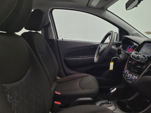 Used 2021 Chevrolet Spark LT image 21