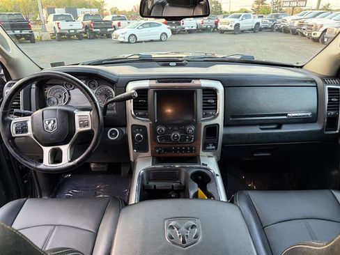 Used 2018 RAM 3500 Laramie image 29