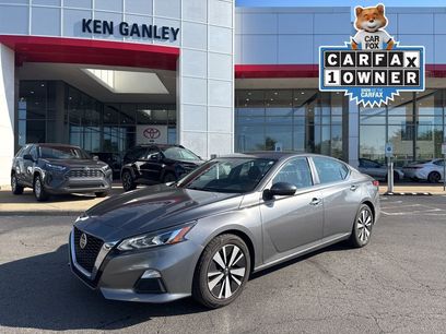 Used 2022 Nissan Altima 2.5 SV