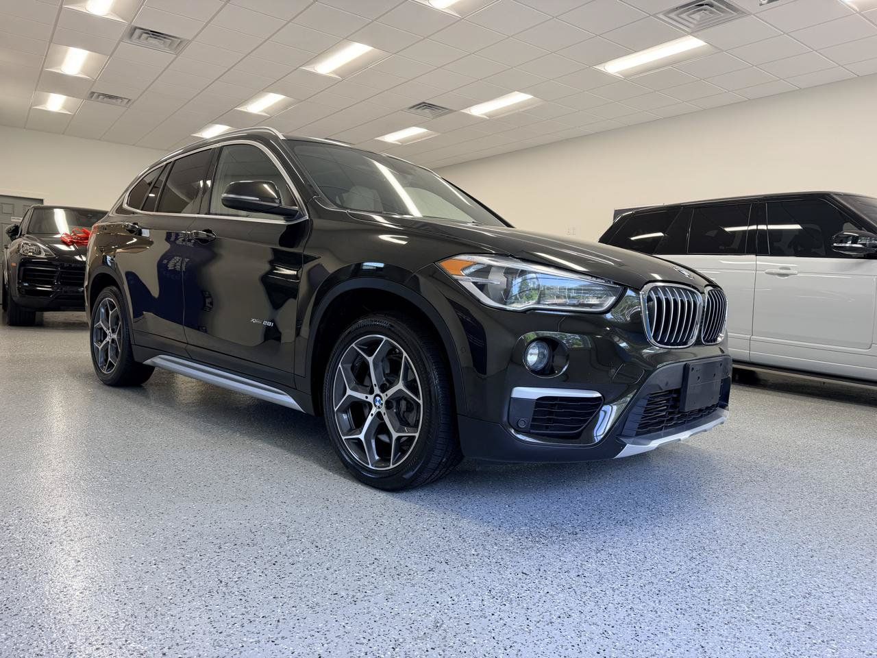 Used 2017 BMW X1 xDrive28i AWD/4WD image 10