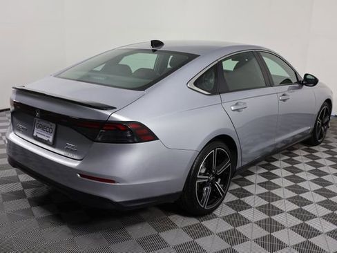 Used 2025 Honda Accord Sport image 8