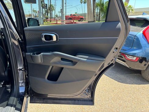New 2025 Kia Sorento S w/ Panoramic Sunroof Package image 19
