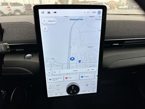 Used 2024 Ford Mustang Mach-E Premium image 15