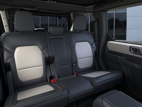 New 2026 Ford Bronco Outer Banks AWD/4WD image 34